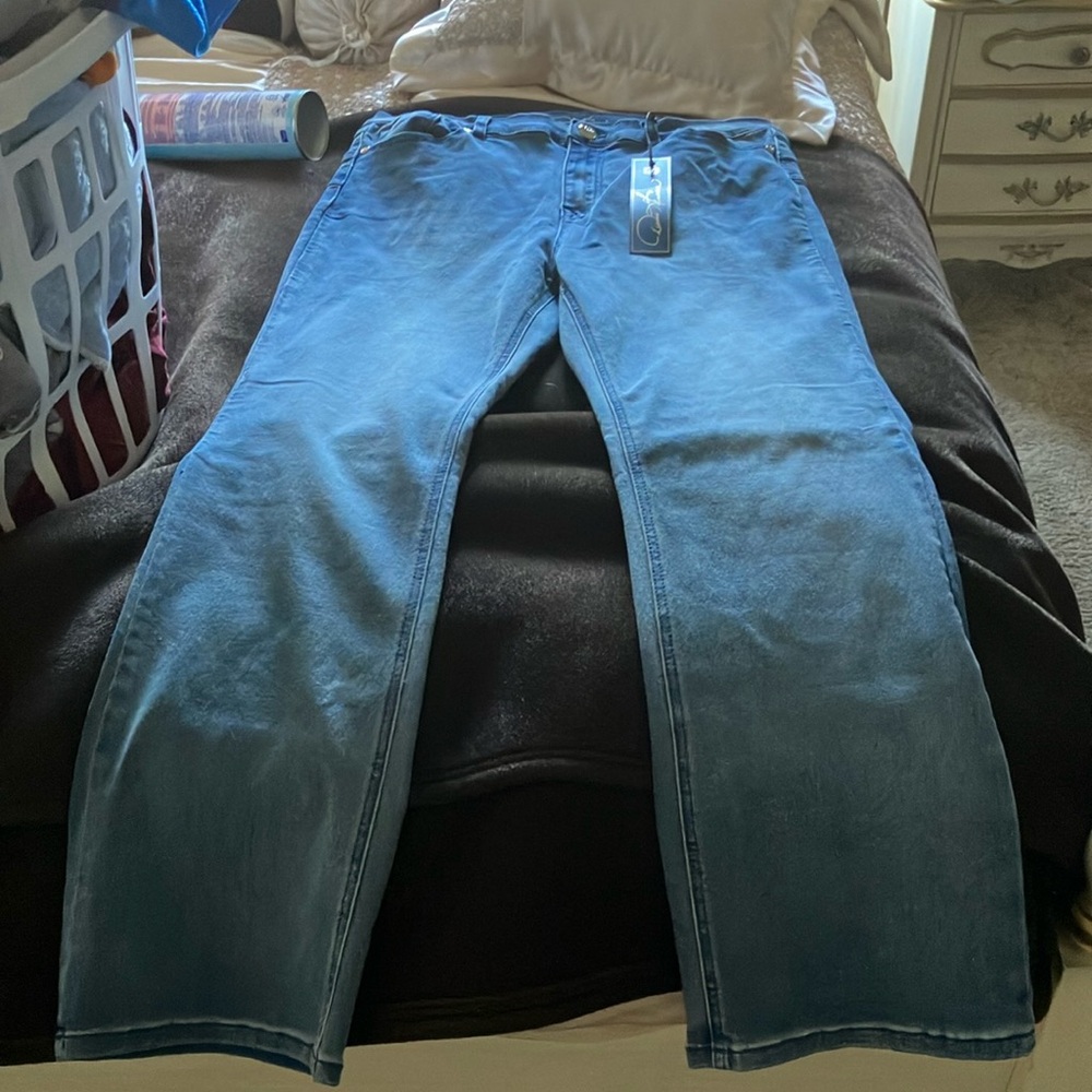 DG2 Jeans